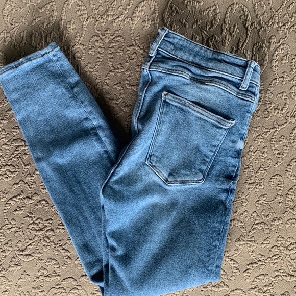 Zara distressed jeans - Picture 1 of 3